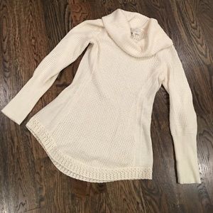 Anthropologie angels of the north sweater small